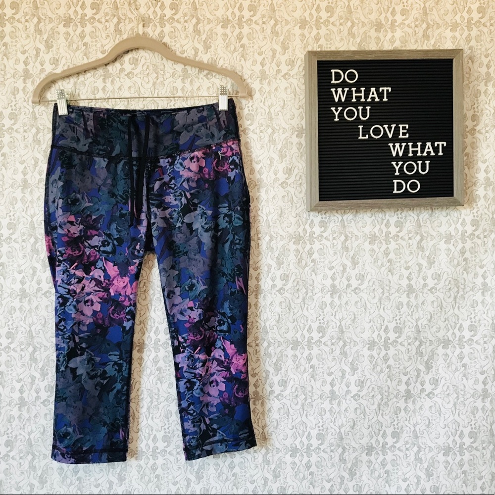 Danskin Spring Floral Leggings! NWOT